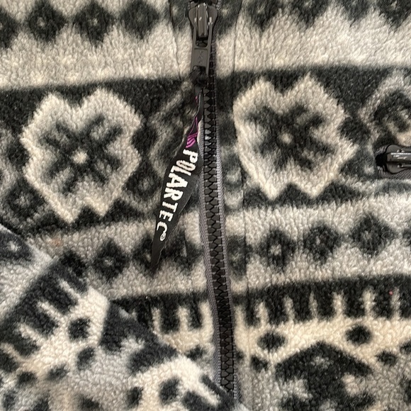 Polartec Fleece a good condition - Picture 2 of 6